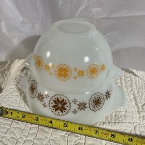 Pyrex White and Brown Mixing Bowls